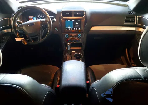 2017 Ford Explorer Xlt z USA, uszkodzony, nr VIN 1FM5K8D88HGC30222